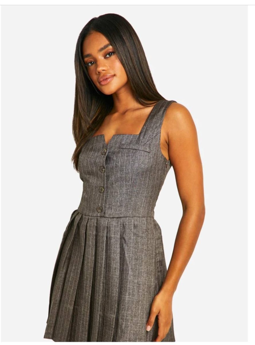 Robe élégante grise