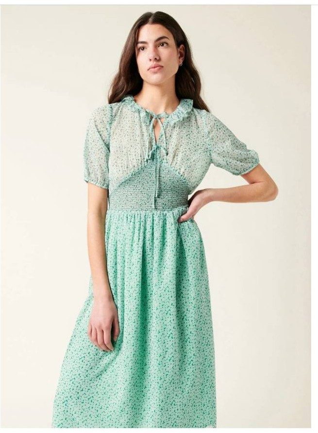 Robe fleurie verte fluide