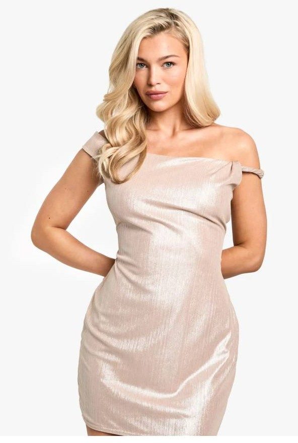 Robe courte brillante Pretty Little Thing