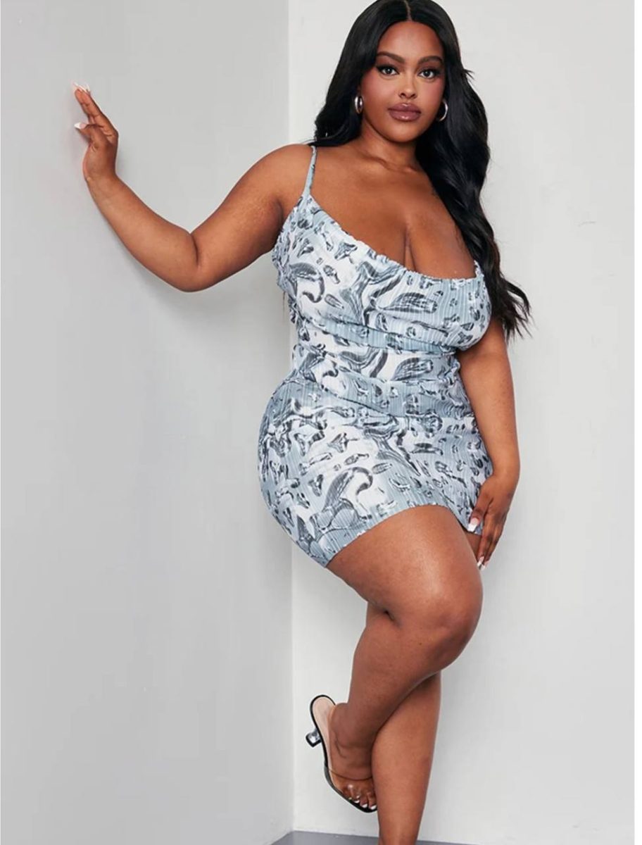 Robe moulante courte